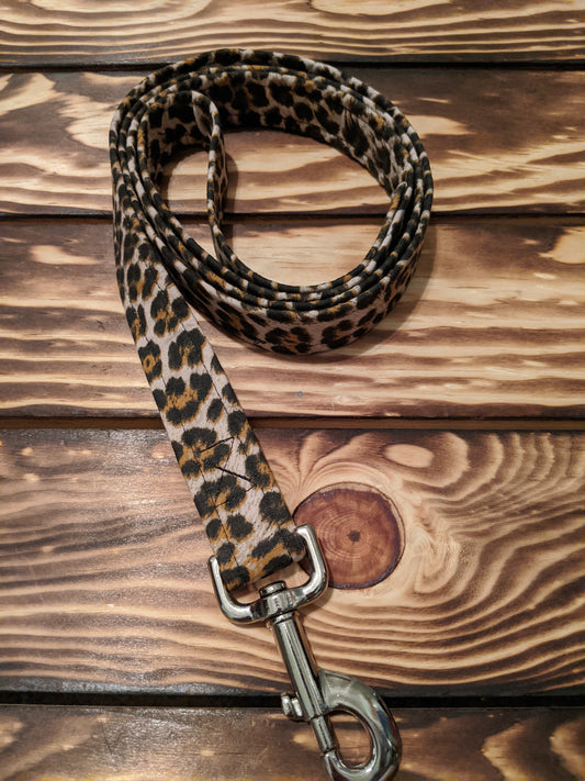 Leopard Leash