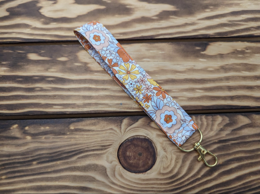 Vintage Flower Wristlet/ Lanyard